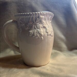 Elegant White Embossed Ceramic Mug